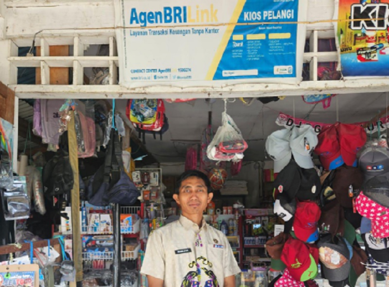 Guru Ini Dirikan AgenBRILink di Pedalaman Papua, Dorong Inklusi dan Literasi Keuangan bagi Masyarakat