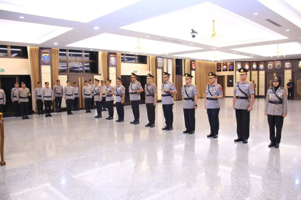 Daftar Lengkap 10 Pati dan Pamen Polri yang Dilantik Kapolri, Salah Satunya Polwan