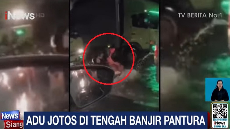 Viral! Sopir Truk Duel di Tengah Kemacetan Jalur Pantura Demak, Bergelut di Tengah Banjir 
