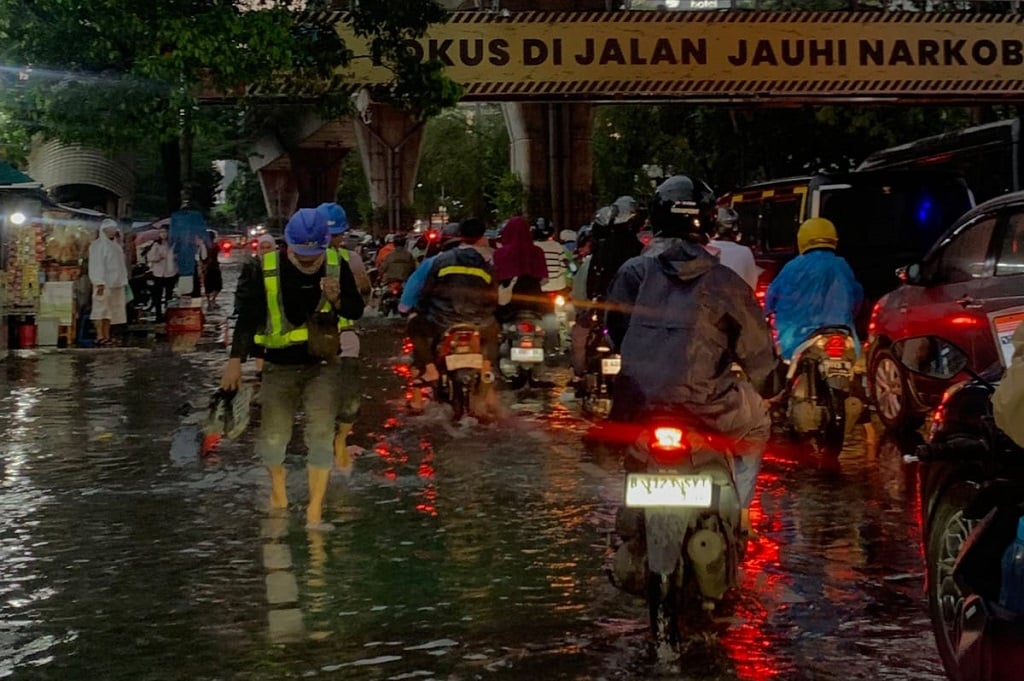 Banjir Jakarta Berangsur Surut, 11 RT di Jaksel Masih Tergenang