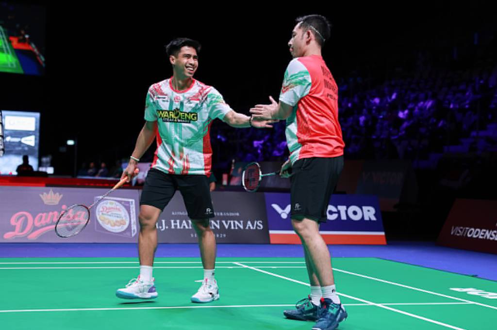 Sabar/Reza Kunci Tiket ke BWF World Tour Finals usai Tembus Semifinal Hylo Open 2025
