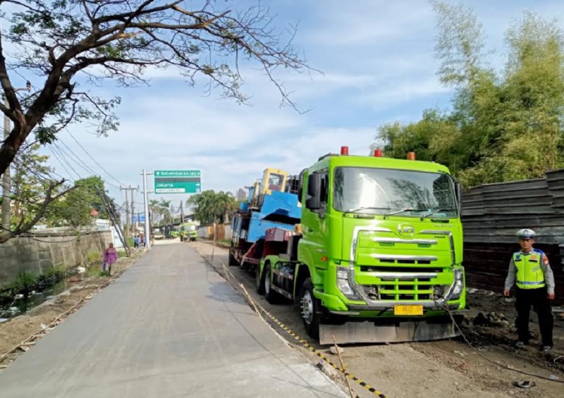 Lalu Lintas di Kosambi Tangerang Macet Imbas Truk Anjlok 
