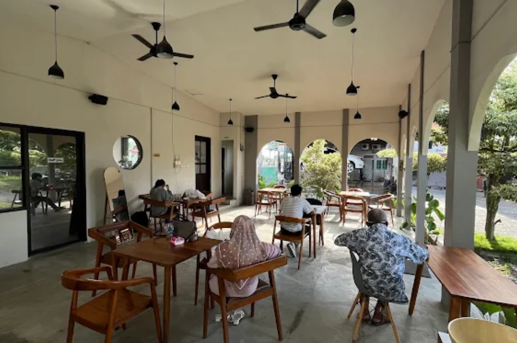 4 Tempat Nongkrong di Brebes dengan Konsep Kekinian, Cocok Buat Healing Bareng Teman!