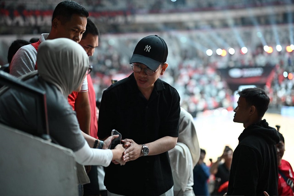 Momen Wapres Gibran Asyik Nonton Timnas Futsal vs Australia di Indonesia Arena