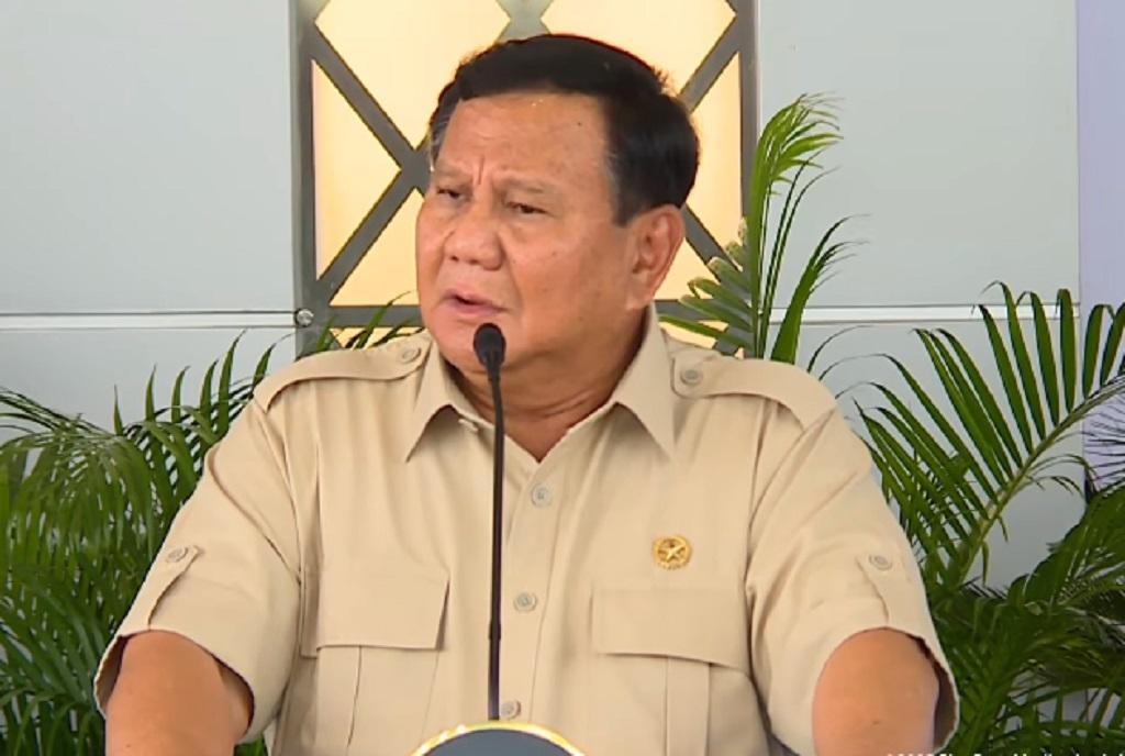 Prabowo Terkesan Jajal KRL: Waktu Muda Saya Naik Kereta Terus