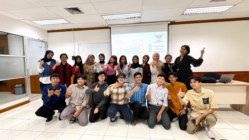 MNC Life Gelar Literasi Keuangan untuk Mahasiswa Fakultas Ekonomi dan Manajemen MNC University