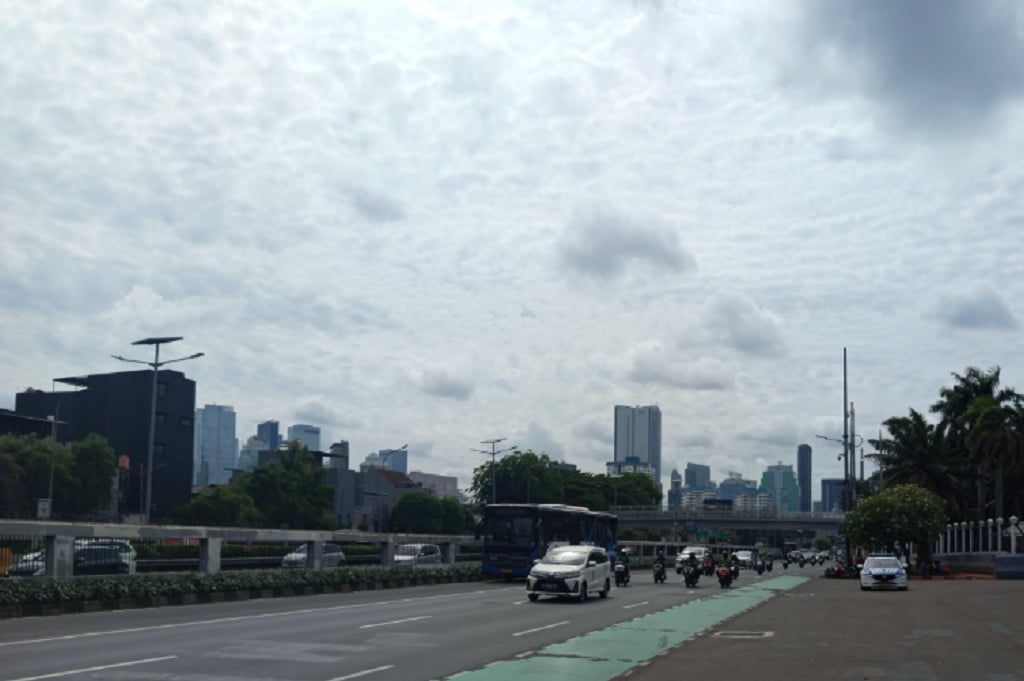 Demo Buruh Hari Ini, Lalu Lintas di Depan Gedung DPR Ramai Lancar