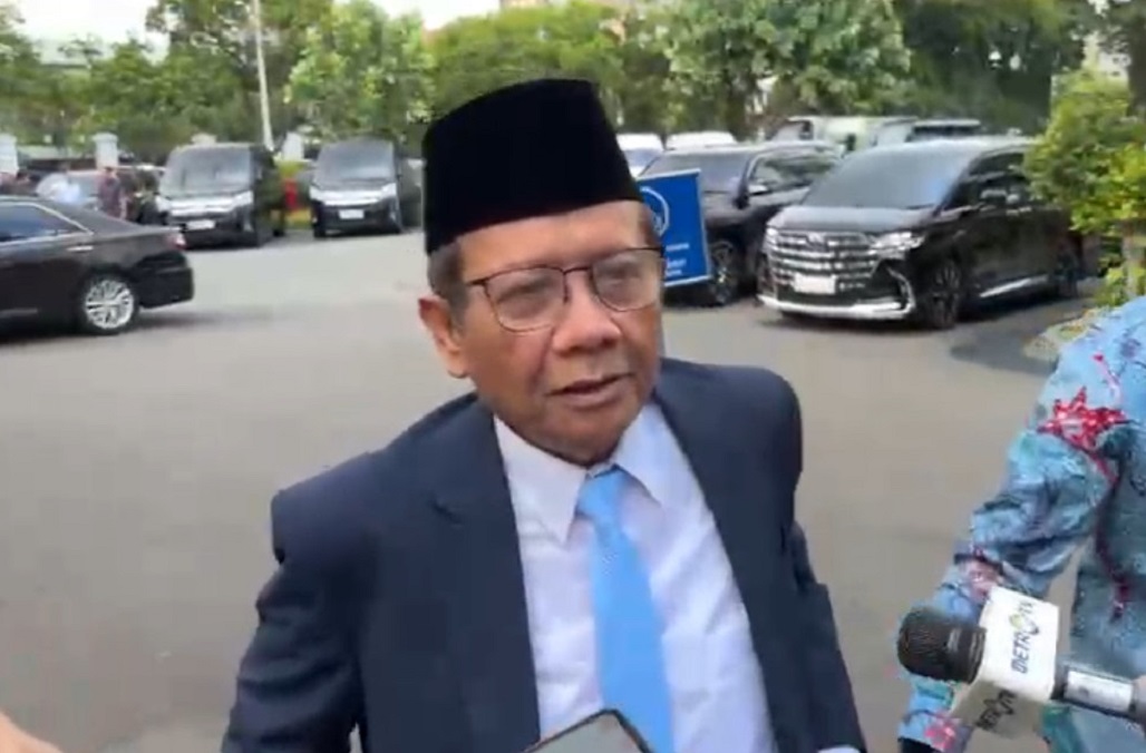 Prabowo bakal Lantik Komite Reformasi Polri, Mahfud MD hingga Yusril Tiba di Istana