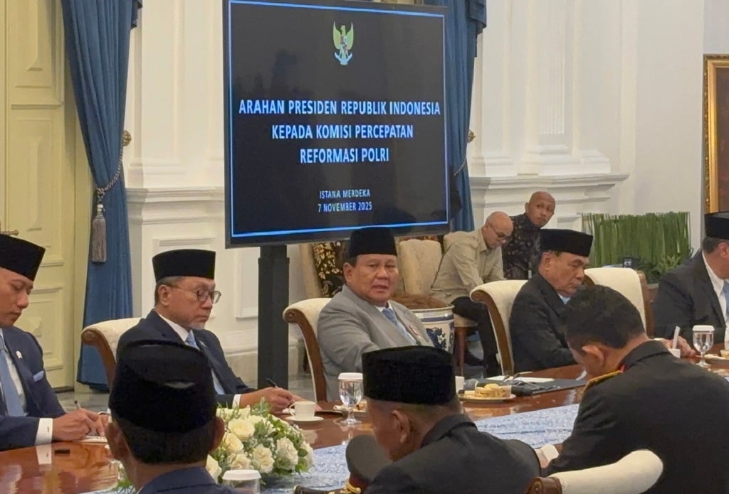 Prabowo Langsung Beri Arahan ke Anggota Komisi Percepatan Reformasi Polri usai Pelantikan