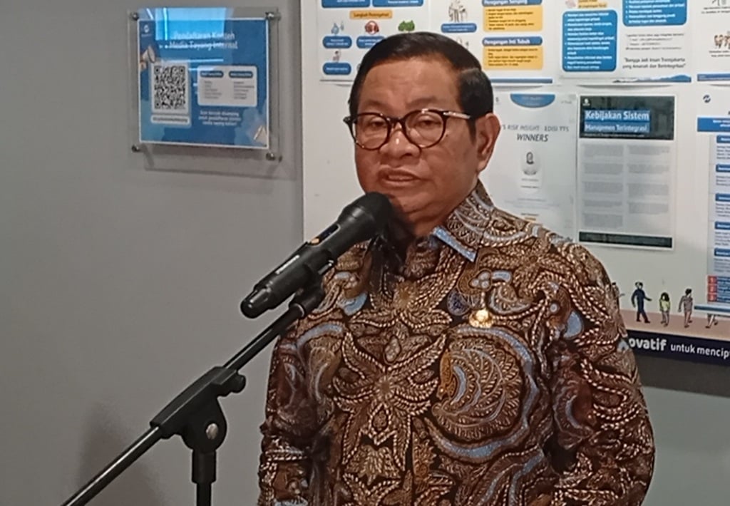 Pramono soal Rencana Kenaikan Tarif Transjakarta: Gubernurnya Lagi Bimbang, Ruang Publik Terbelah