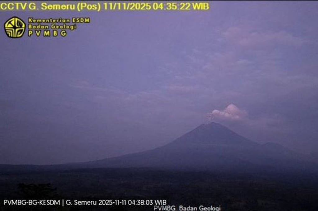 Gunung Semeru Meletus Hari Ini, Kolom Abu Capai 700 Meter