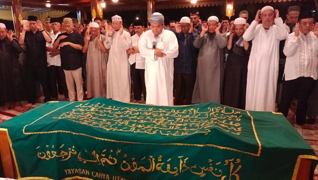 Jenazah Rugaiya Usman Istri Wiranto Tiba di Rumah Duka, Langsung Disalatkan