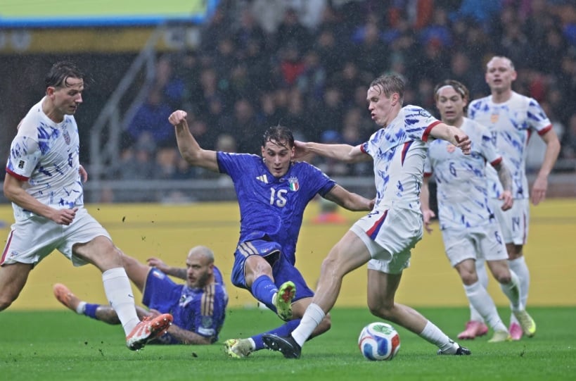 Italia Gagal Lolos Langsung ke Piala Dunia 2026, Gattuso Disemprot Suporter!