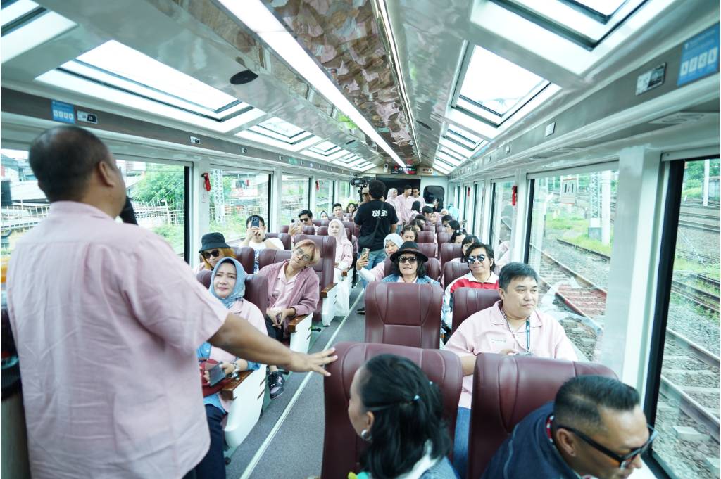 Pengalaman Wisata Baru! KAI Sulap Perjalanan ke Bandung Jadi Lebih Hangat dan Berkesan