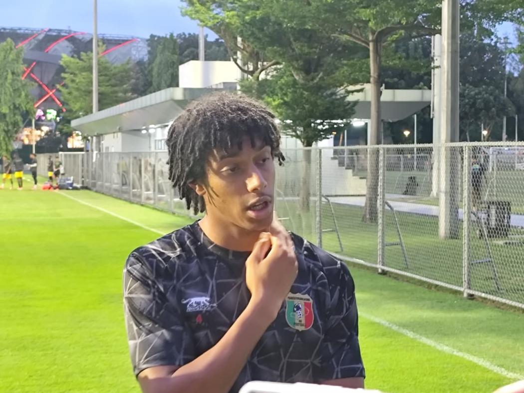 Bek Mali Blak-blakan Akui Gemetar Jumpa Ivar Jenner