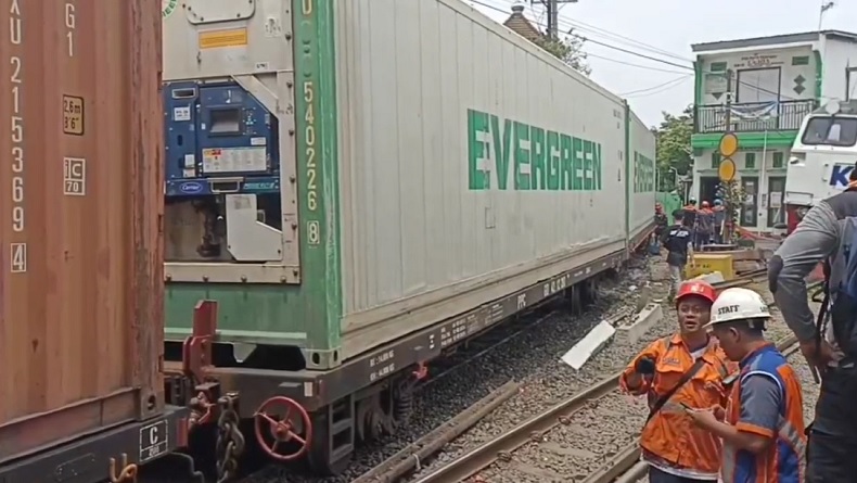 Kereta Barang Anjlok di Surabaya, 4 Perjalanan KA Penumpang Terganggu