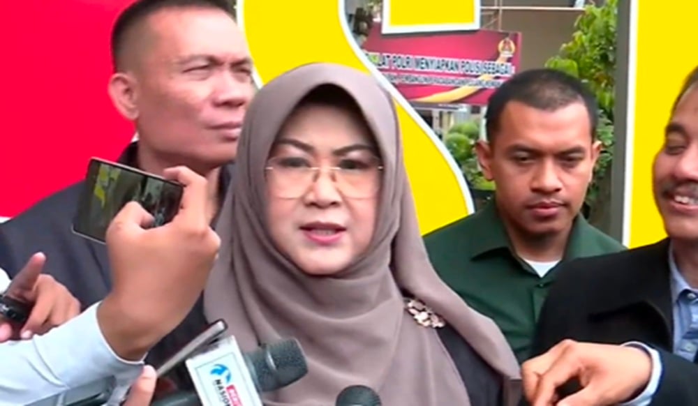 Dokter Tifa Sebut Jokowi Stres gegara Kasus Ijazah Palsu, Sarankan Berobat ke Luar Negeri