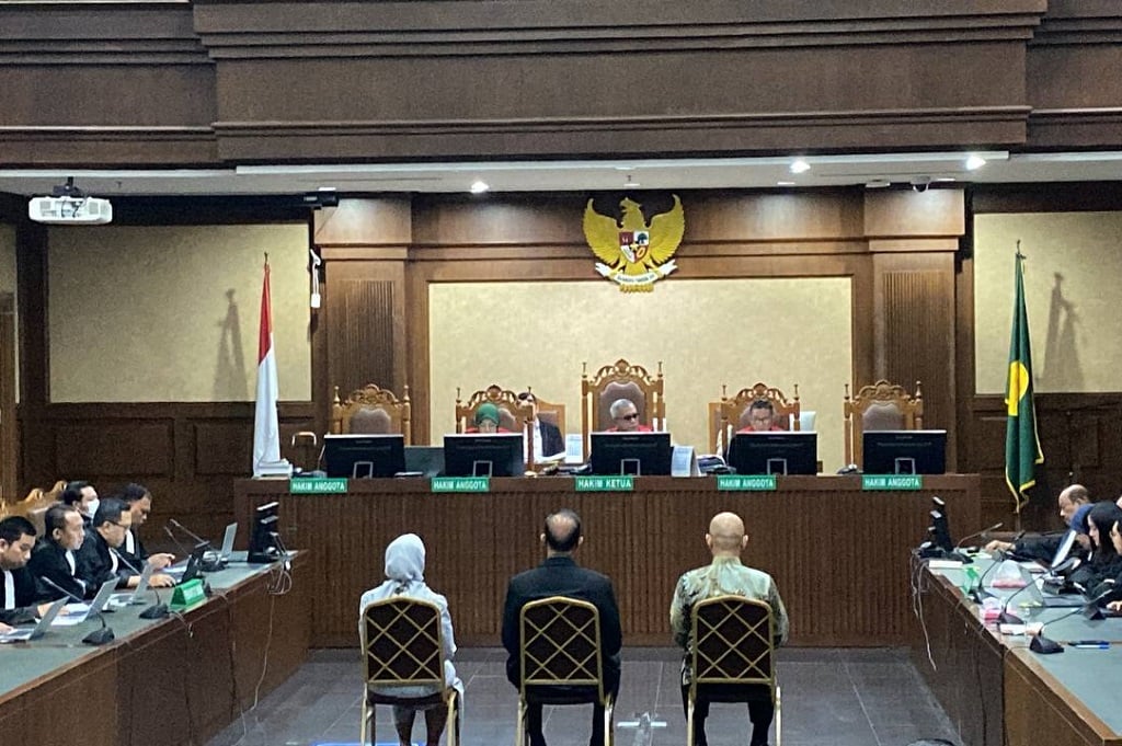 Breaking News: Eks Dirut ASDP Ira Puspadewi Divonis 4,5 Tahun Penjara