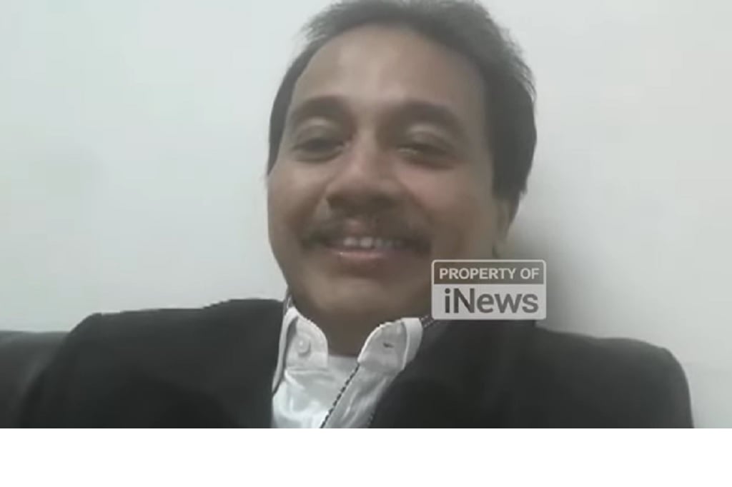 Dicegah ke Luar Negeri terkait Kasus Ijazah Jokowi, Roy Suryo: Saya Senyum Saja