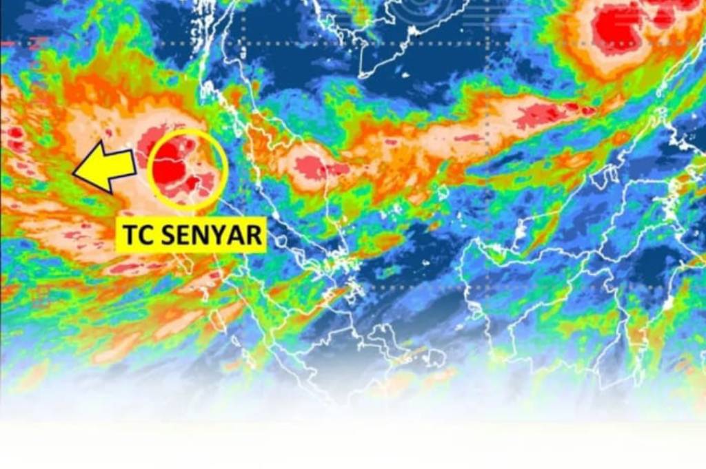 BNPB Ingatkan Soal Cuaca Ekstrem Akibat Siklon Tropis KOTO dan Bibit Siklon 95B
