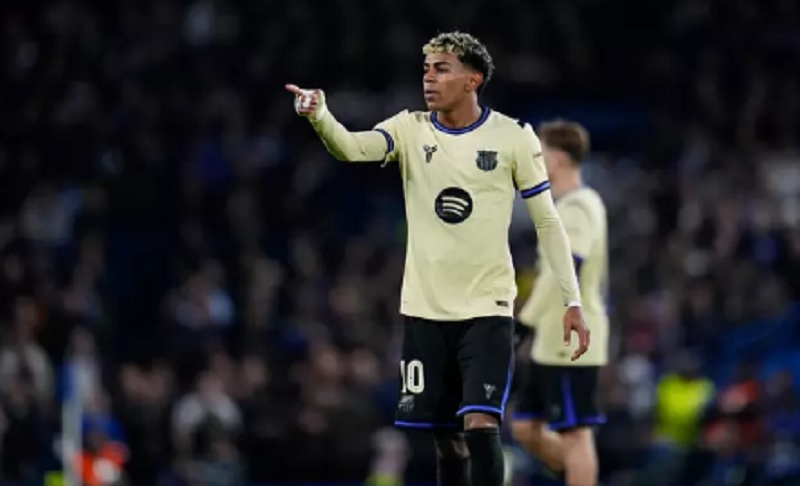 Kuping Lamine Yamal Panas! Diejek Habis-habisan Fans Chelsea sat Barcelona KO di Stamford Bridge