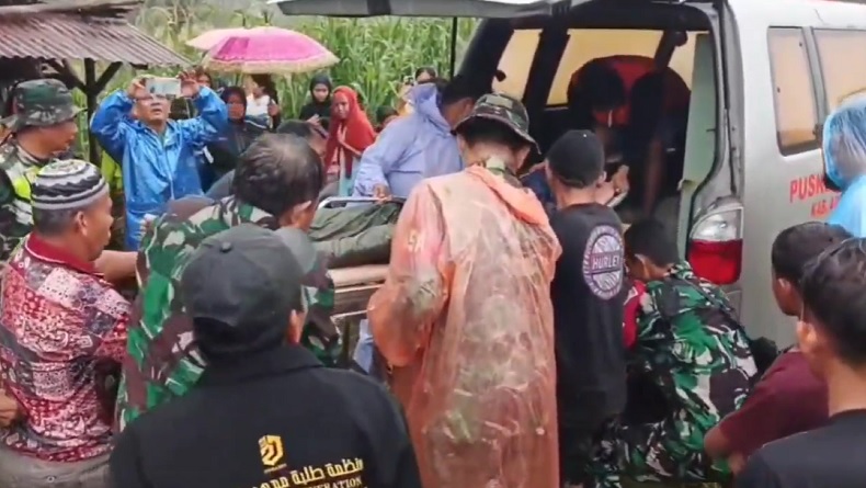 Ratusan Warga Korban Banjir Bandang di Aceh Tenggara Kelaparan dan Kedinginan 