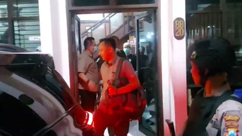 KPK Geledah Kantor PT Widya Satria Kontraktor Monumen Reog Ponorogo di Surabaya  
