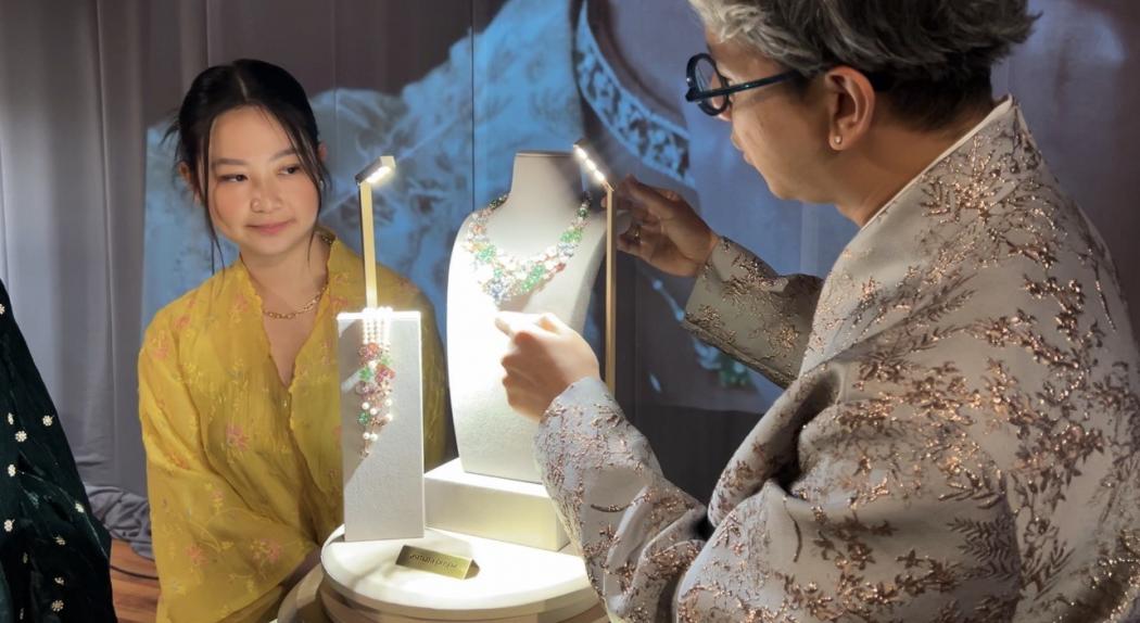 Koleksi Perhiasan Terbaru Clemence Ellery X Didiet Maulana Highlight Keindahan Batik Buketan