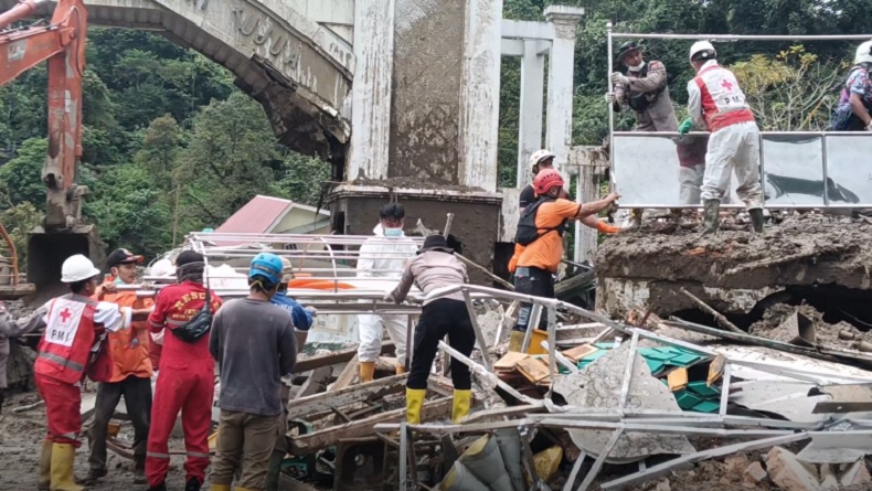 32 Jenazah Korban Bencana di Sumbar Belum Teridentifikasi, Didominasi Anak-Anak