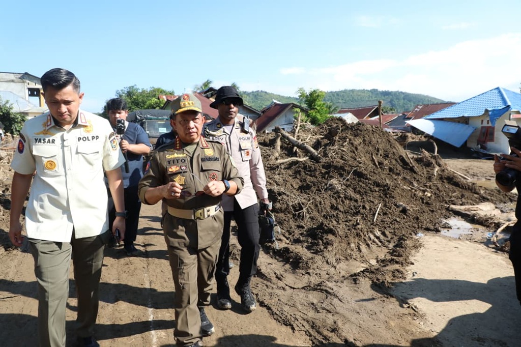 Mendagri Cek Lokasi Banjir-Longsor di Aceh: Saya Ditugaskan Presiden Mendata Korban