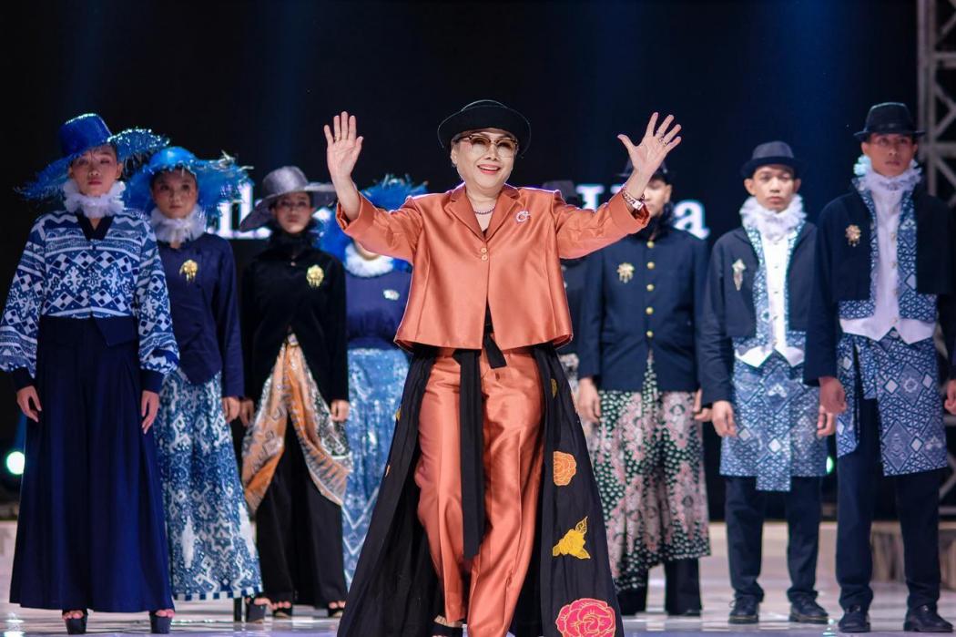 Lestarikan Budaya Lokal, Rumah BUMN BRI Terus Berdayakan Perajin Batik Siger