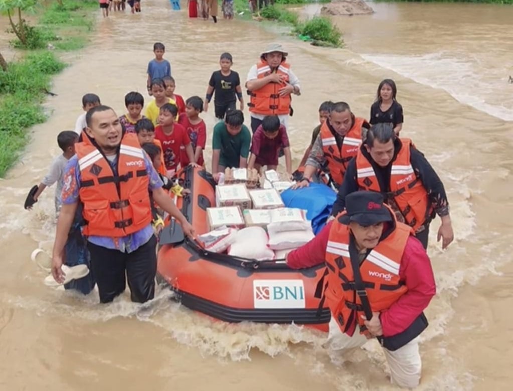 BNI Salurkan Bantuan untuk Korban Bencana di Sumbar, Monitoring Masih Berlanjut