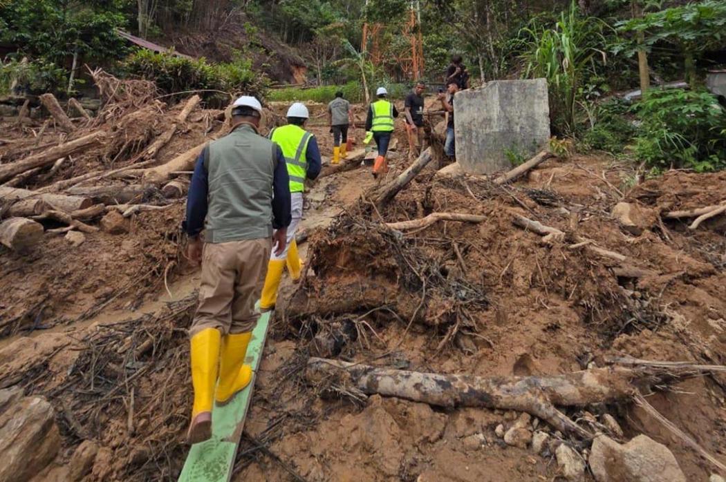 Korban Meninggal Bencana Sumatra Bertambah Jadi 1.053 Orang 