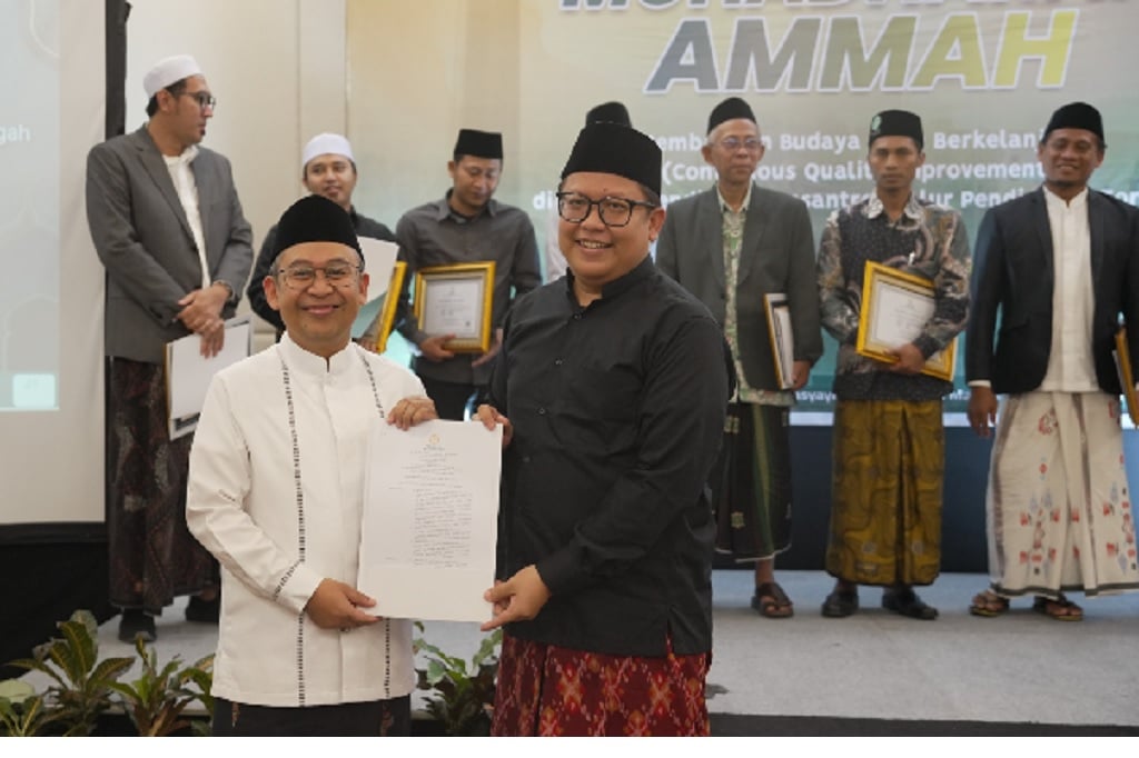 Majelis Masyayikh Serahkan Dokumen Mutu ke 92 Pesantren, Perkuat Akuntabilitas Pendidikan