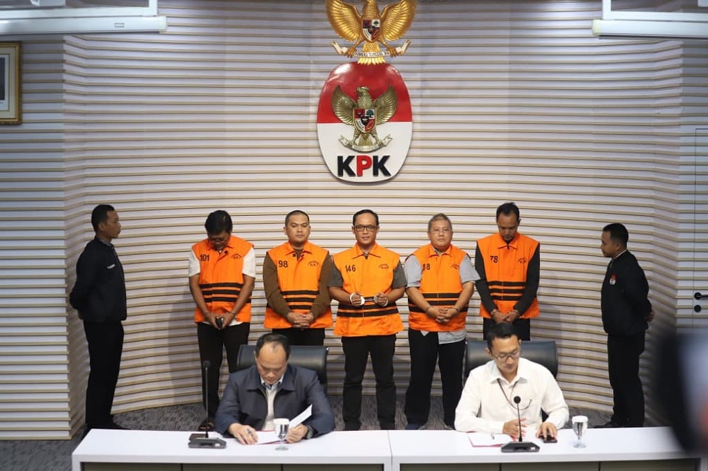 KPK Duga Bupati Lampung Tengah Ardito Wijaya Terima Suap Rp5,75 Miliar