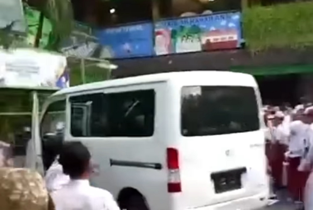 Mobil Pengangkut MBG Tabrak Siswa SD di Jakut, Sopir Ditangkap Polisi