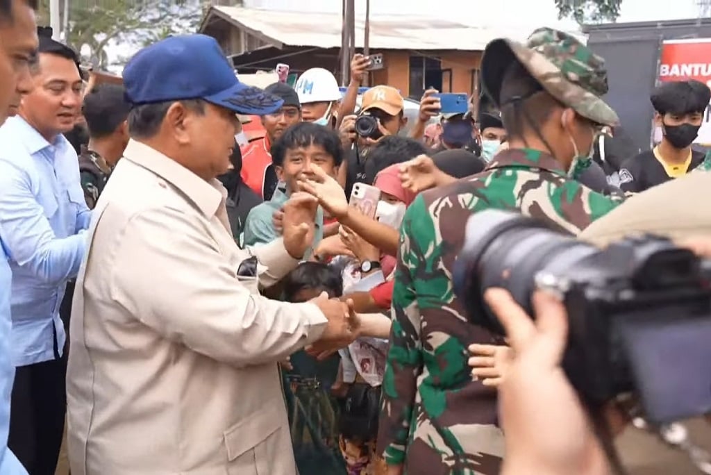 Prabowo ke Pengungsi Banjir Aceh Tamiang: Kami akan Perbaiki Keadaan Ini