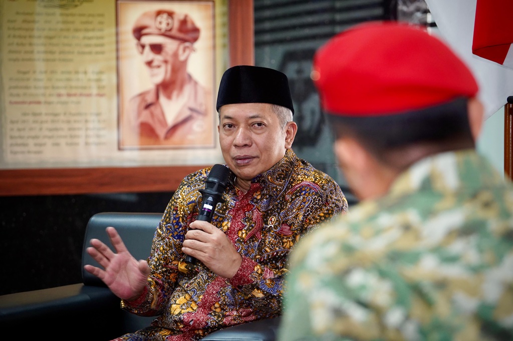 Menkop Perkuat Kolaborasi Koperasi Baret Merah dengan Kopdes, Efisiensikan Rantai Pasok