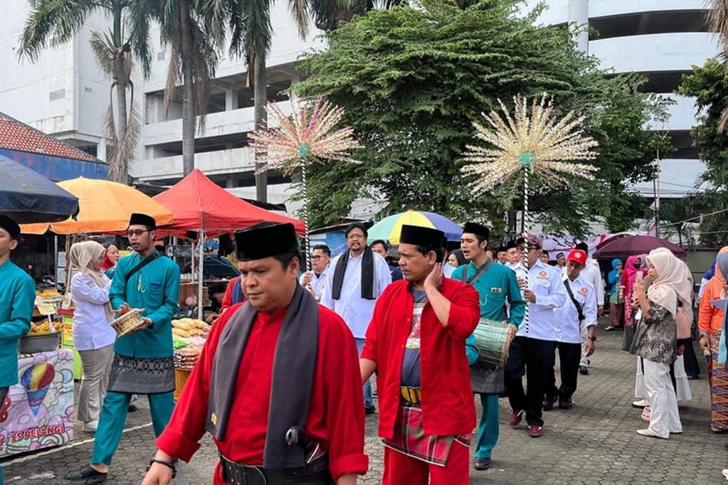 MNC University Gelar Hajatan Warga Karet Kuningan, Lestarikan Budaya Betawi