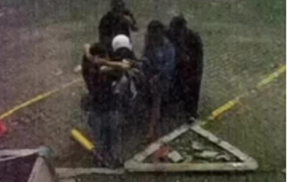 Viral Pria Disekap Orang Ngaku Intel di Plaza Pondok Gede, Uang dan Motor Digasak  