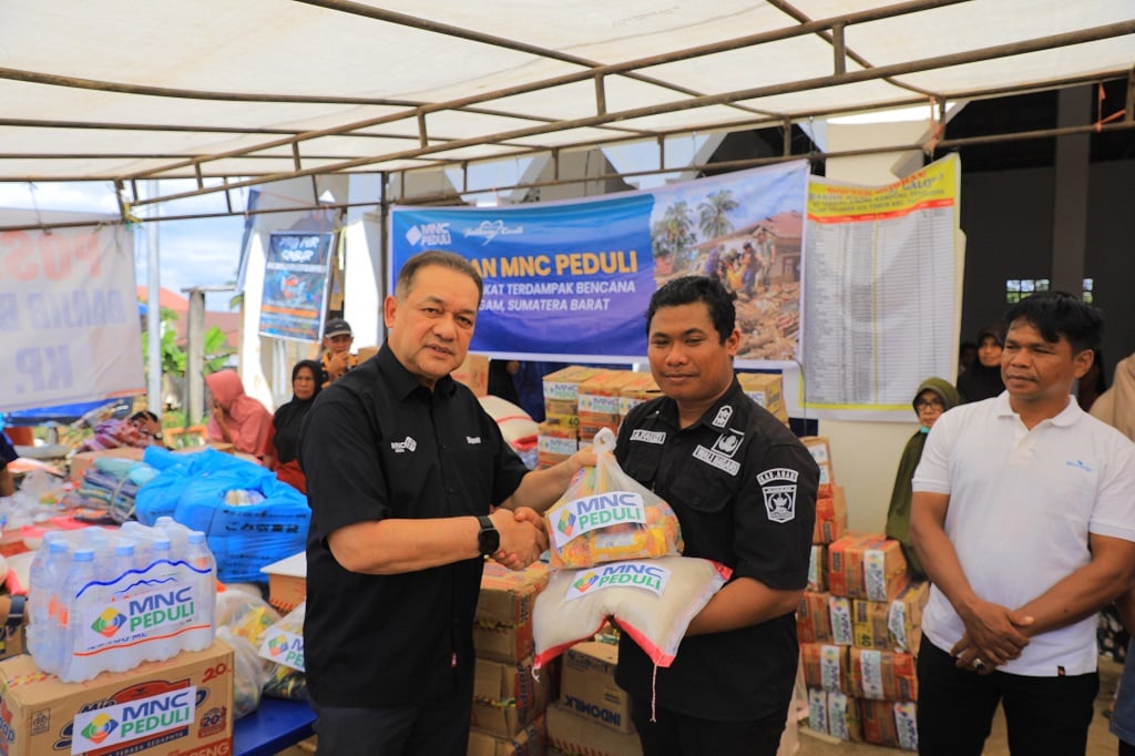 MNC Peduli Salurkan Bantuan kepada Warga Terdampak Bencana di Agam