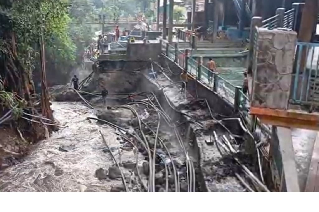 Istana Dalami Dugaan Penebangan Hutan Picu Banjir di Guci Tegal