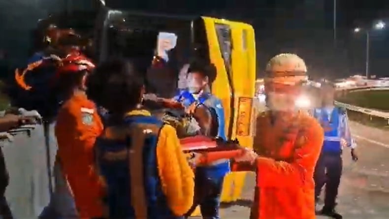Kemenhub Ungkap Kronologi Bus Terguling di Tol Krapyak hingga Tewaskan 16 Orang