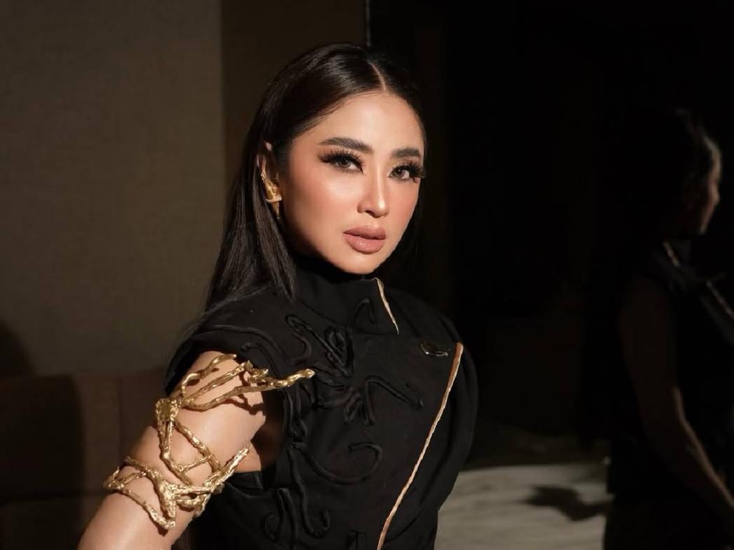 Viral Dewi Perssik Berharap Prabowo Subianto Jadi Presiden Seumur Hidup!