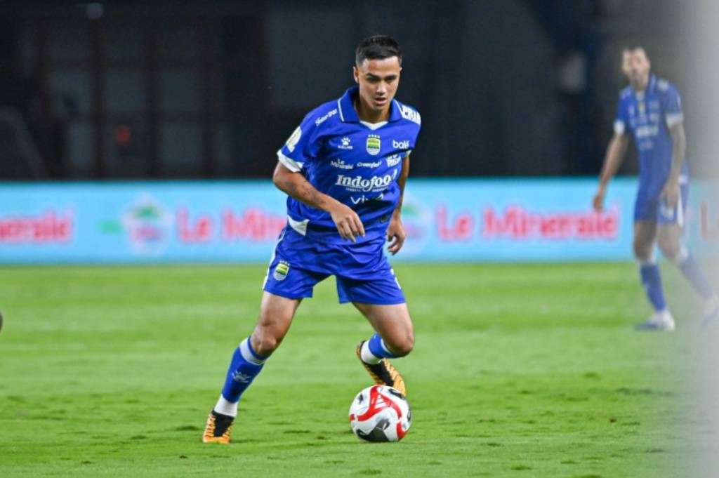 Eliano Reijnders Bersinar di Posisi Baru, Persib Ketiban Berkah