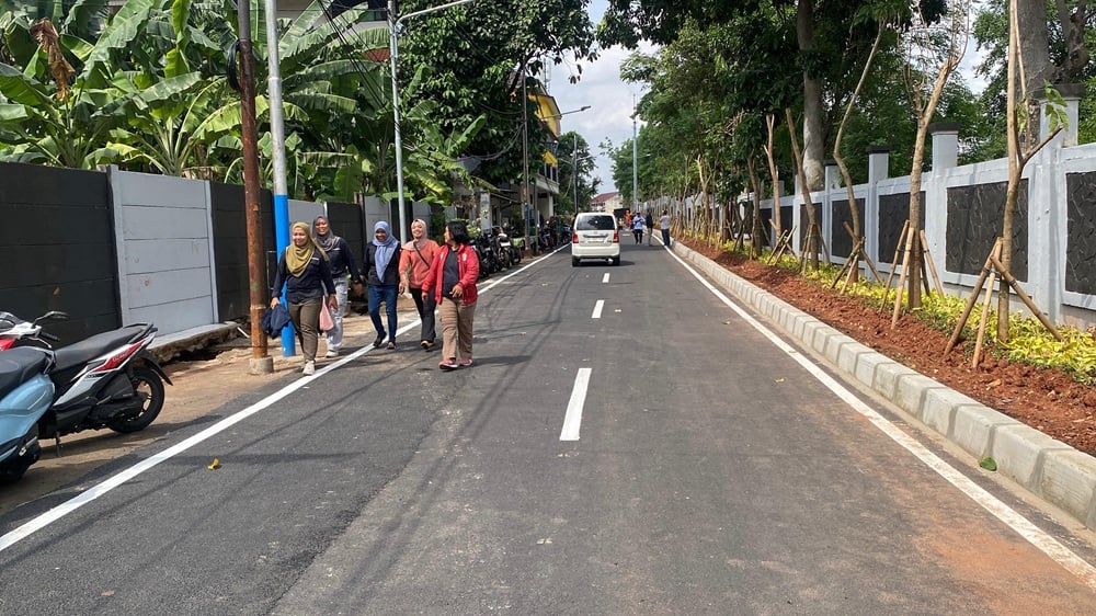 Pramono Resmikan Revitalisasi Jalan di Karet Tengsin yang Terbengkalai 30 Tahun