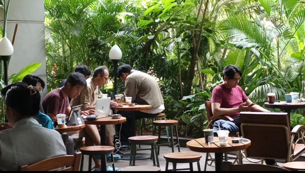 Wacana Work From Mall Disambut Baik Pekerja Jakarta, Alasannya Mengejutkan!