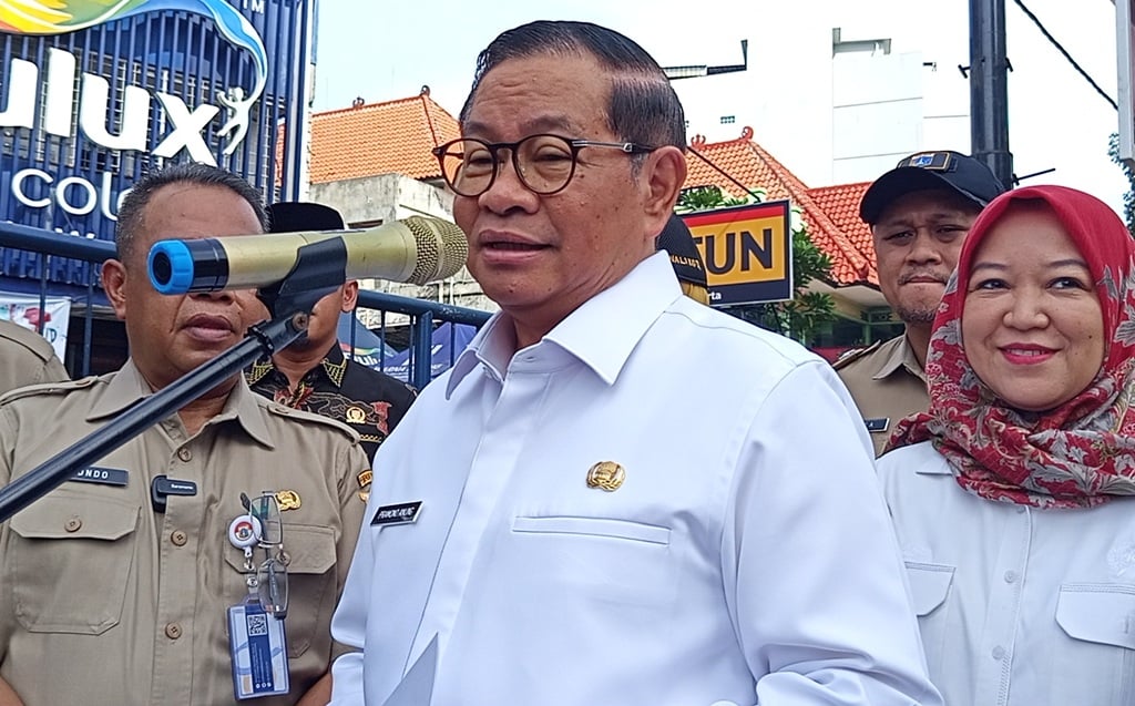 Pramono Resmikan 2 JPO di Pesanggrahan dan Pangkalan Jati, Dilengkapi Lift untuk Pengguna Prioritas