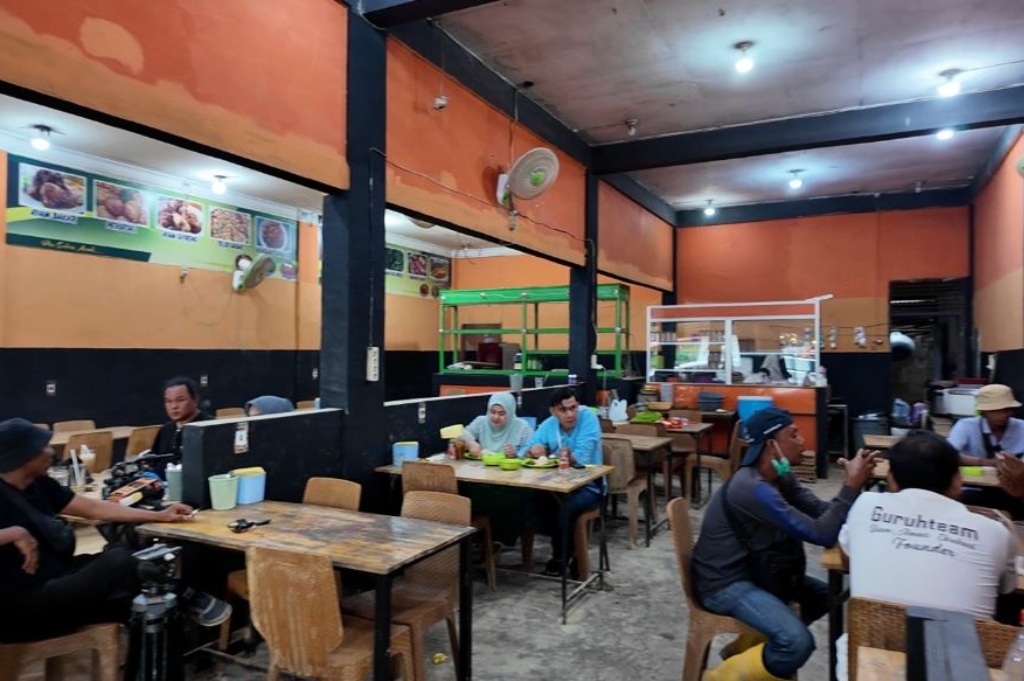 Bangkit usai Bencana Banjir, Rumah Makan di Aceh Tamiang Kembali Beroperasi