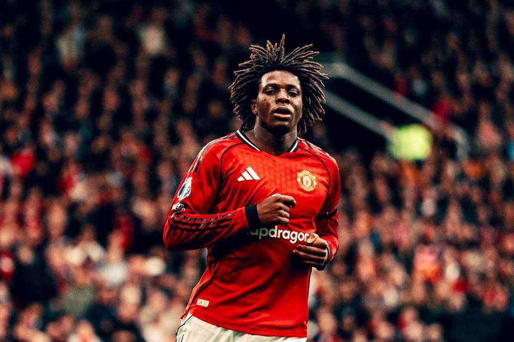 Patrick Dorgu Lolos dari Skorsing, MU Tarik Napas Lega